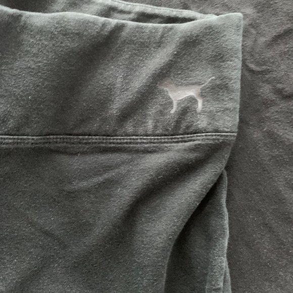 Bundle–11 Pieces of VS PINK Gear! - Picture 6 of 15